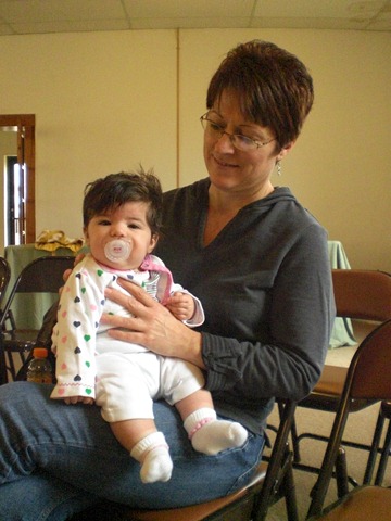 [Suz and Sophia[4].jpg]