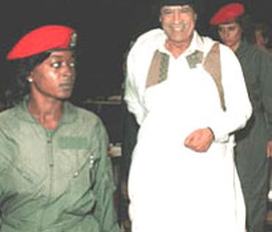 [Les Amazones de Kadhafi-39[2].jpg]