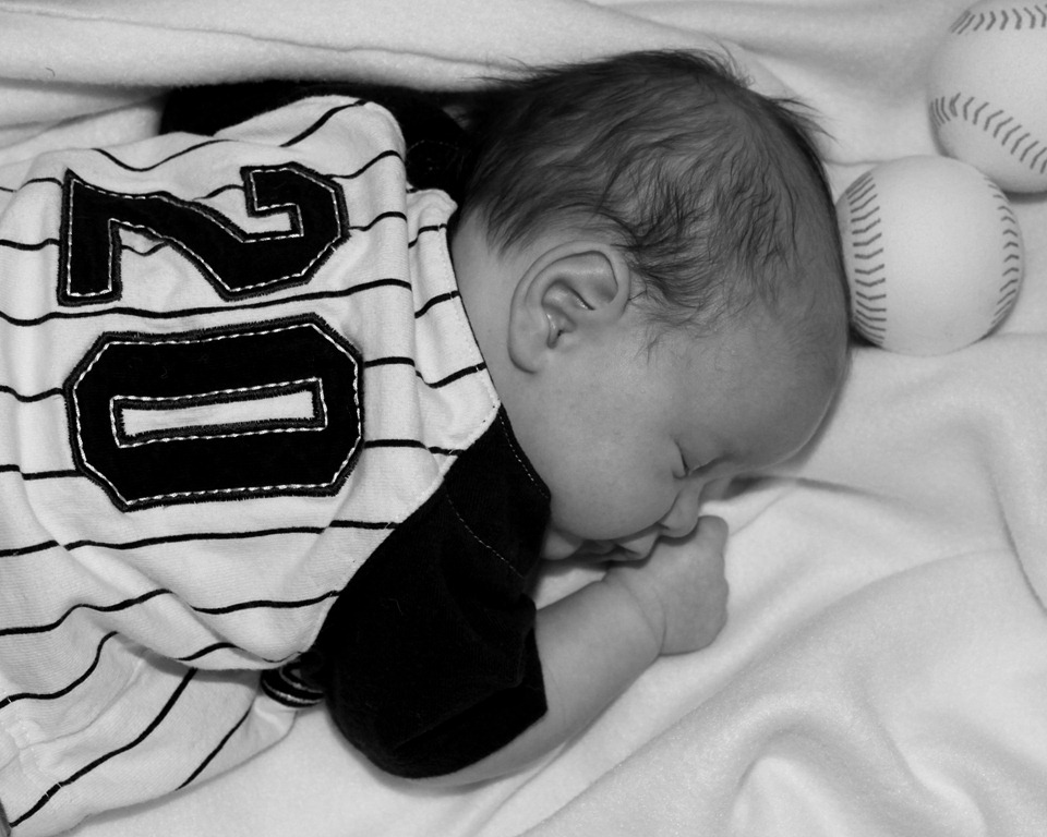 [Cooper 1 month old 11202010 059 copy[4].jpg]