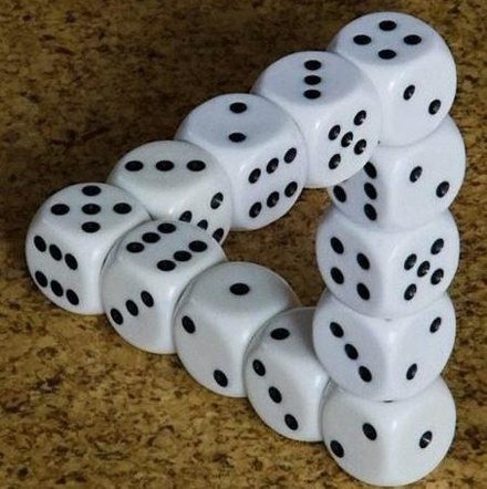 [dice-illusion[3].jpg]