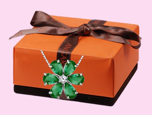 Emerald-Gift1