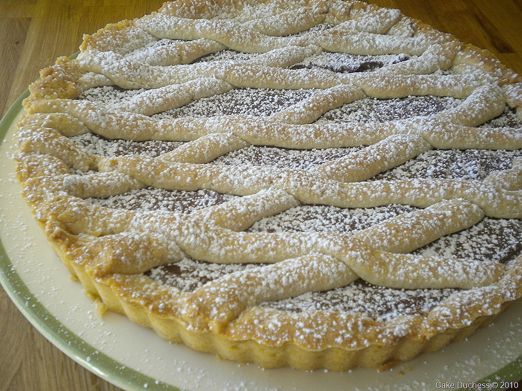 [DSCN3984[7].jpg&description=The Daring Bakers’ Challenge: Crostata alla Nutella')]