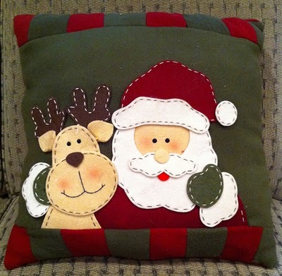 [Santa Pillow[3].jpg]
