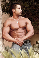 Sexy Muscle Men in Jeans Gallery 2