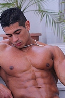 Muscle Hunk - Pepe Mendoza, Pump 'n' Pout