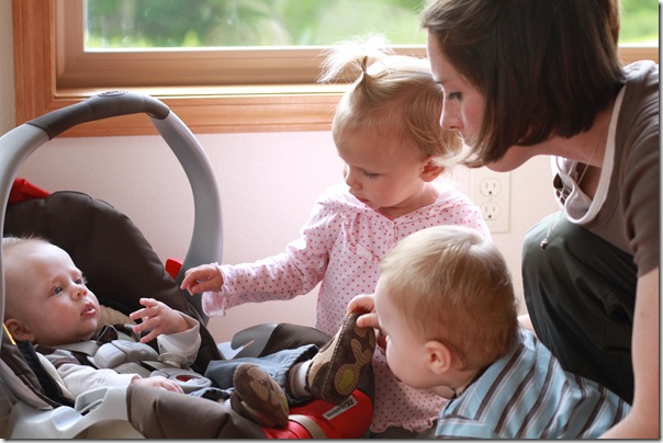 Gracie, Boone and Jen welcoming Kadeykade