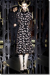 Louis Vuitton Ready-To-Wear Fall 2011 37