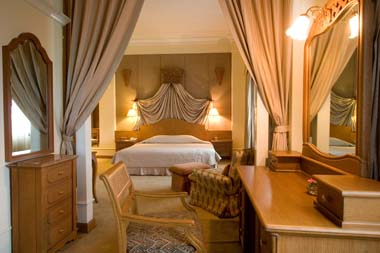 Imperial Mae Ping Hotel Chiang Mai - Royal Grand Suite