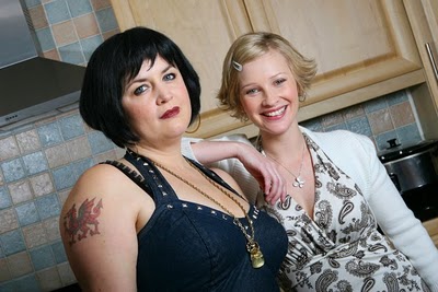 Nessa (Ruth Jones) with Stacey (Joanna Page)