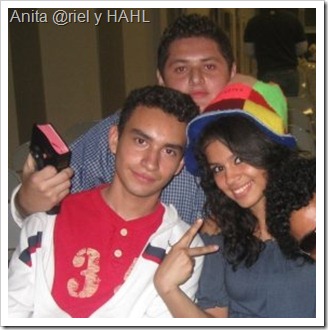 Anita @riel y HAHL