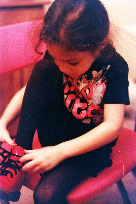 Tying shoes