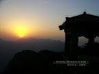 – 夕照一峰 – 夕照一峰