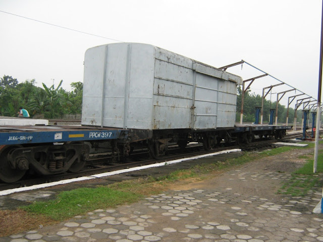 [Image: IMG_1951.JPG]