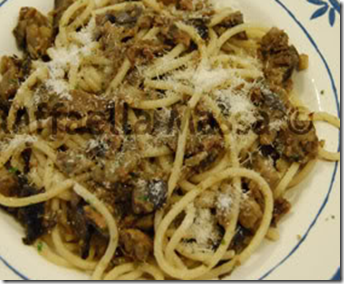 Tagliolini con funghi e melanazane 