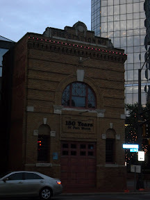 La primer estacion de bomberos