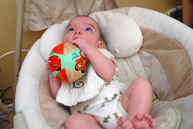 [introduce the ball at an early age[2].jpg]