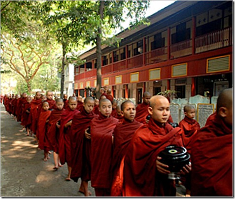 monjes-tibetanos