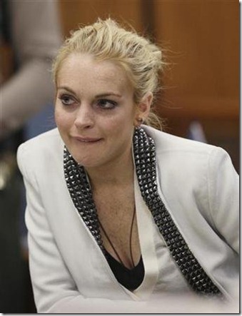 una-juez-amplia-la-libertad-condicional-de-lindsay-lohan