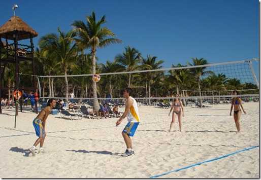 lobos-y-mancilla-aceptaron-reto-de-voleibol