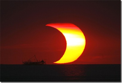 canal noticias  Eclipse-de-sol_thumb%5B1%5D