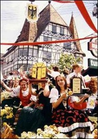 [oktoberfest[4].jpg]
