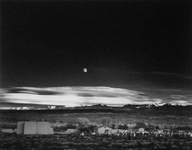 [Moonrise, Hernandez, New Mexico[5].jpg]