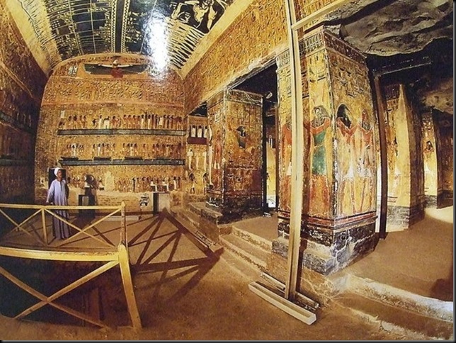A photograph of KV17, Seti I's well preserved royal tomb