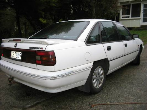 VP Commodore Rear