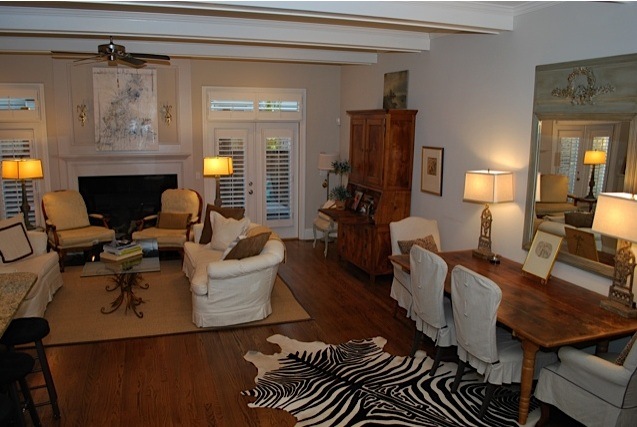 [Living Room 1[3].jpg]