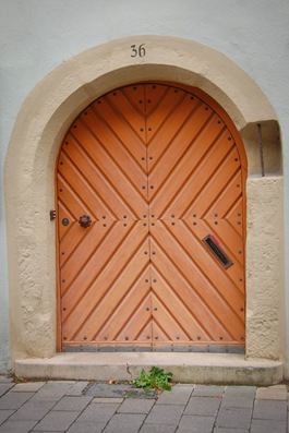 1 door 2