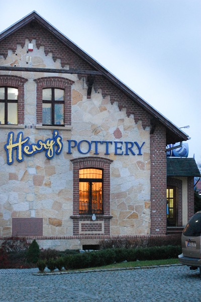 pottery store