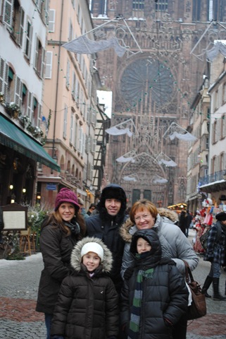 [down the street[3].jpg]