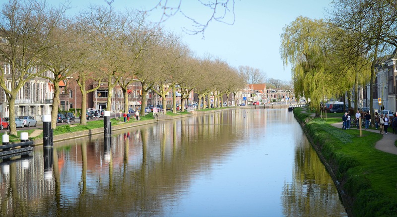 Delft big canal