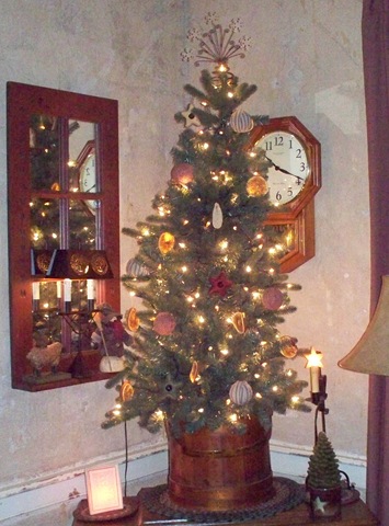 [christmas tree 2009[16].jpg]