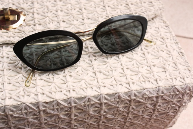 [lunettes[5].jpg]
