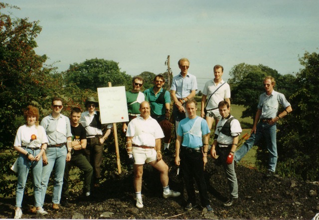 [Hinkley Archers circa 1990[3].jpg]