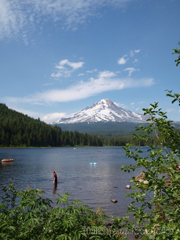 [Trillium Lake 2[11].jpg]