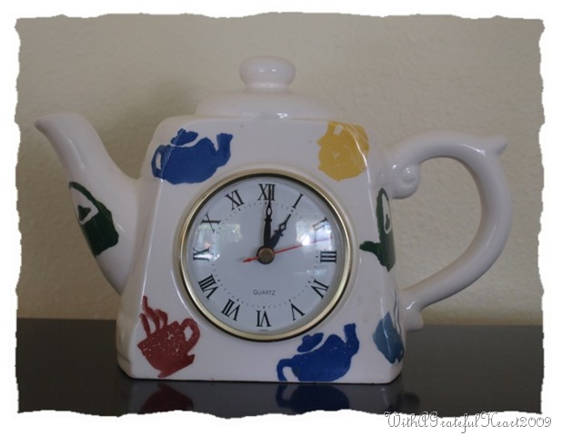 [Teapot Clock[6].jpg]