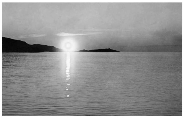 View of the midnight sun in Lyngenfjord, Norway. The "body clock" can be disrupted by changes in the amount of available light, such as occur in regions of the extreme north that undergo periods of almost constant daylight from mid-May to late July.