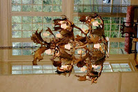 ムースアントラーシャンデリアhttp://www.gonewildcreations.com/contact-us/