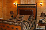 Bedroom-set-Hickory.jpg