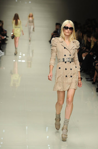 91027790_10.preview.jpg