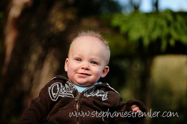 [LyndenFamilyPhotographer10-31-09Logan-106[2].jpg]