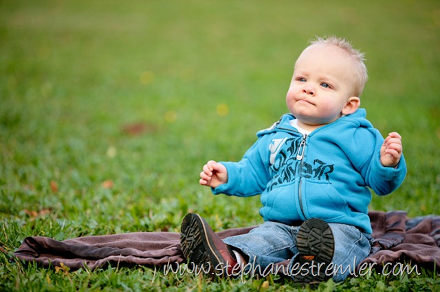 [LyndenFamilyPhotographer10-31-09Logan-107[2].jpg]