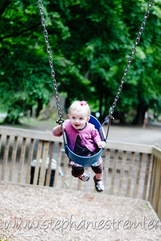 [LyndenBabyPhotographerB5-27-10Madelyn-106[2].jpg]