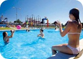 Outdoor Swimming Pools for the Good Weather