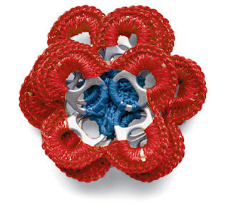 flor de lacres de latinhas de alumínio