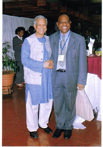 Mohamad Yunus et Révérend Tambwe Musangelu