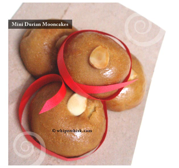 Mini Durian Mooncakes Mini Durian Mooncakes