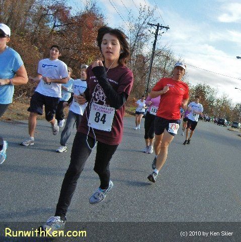 Runners at the 2010 Lisa's LCA 5K in Lowell, MA. (see more race photos at runwithKen.com)